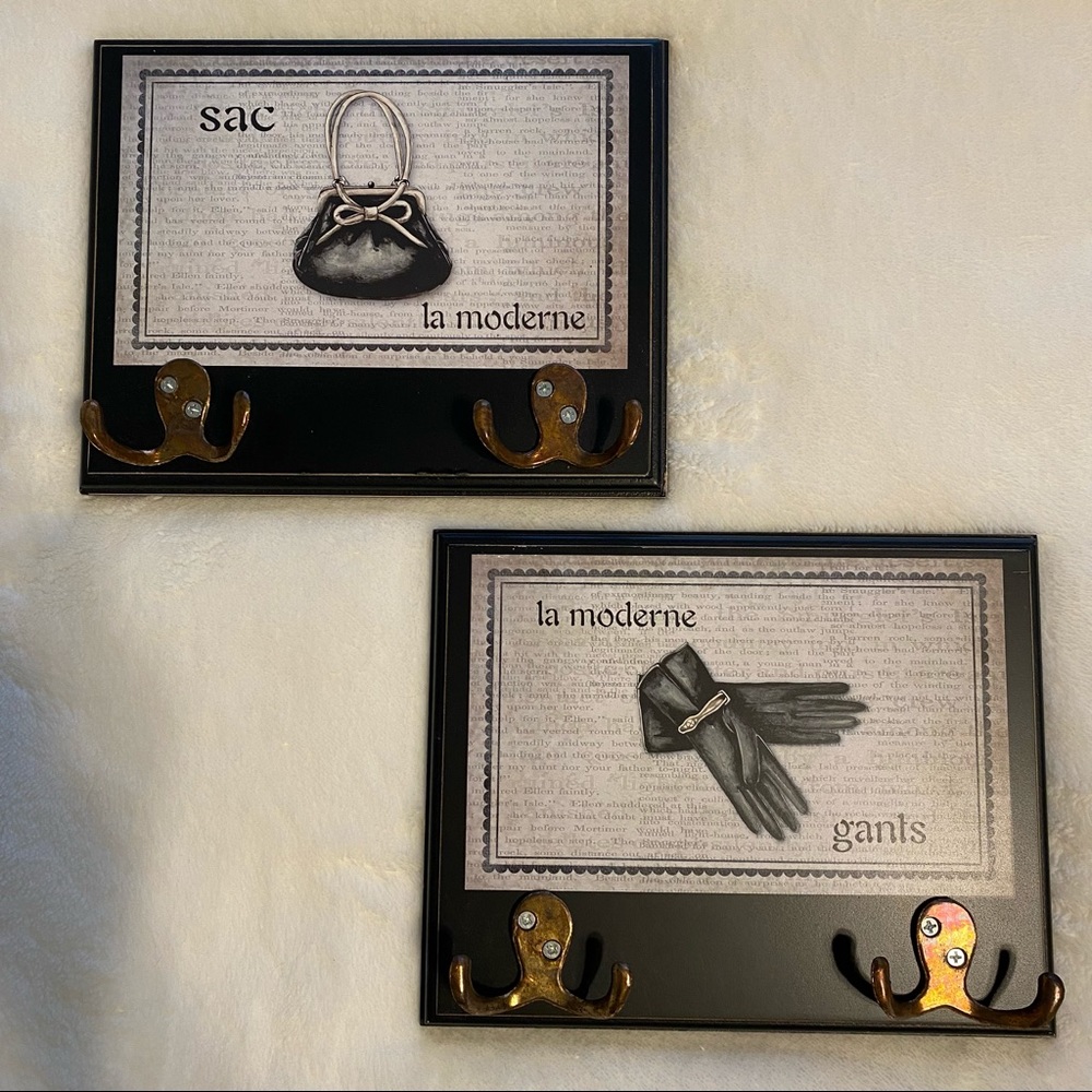Hangers for hats, coats, purses or umbrellas with vintage look and hardware